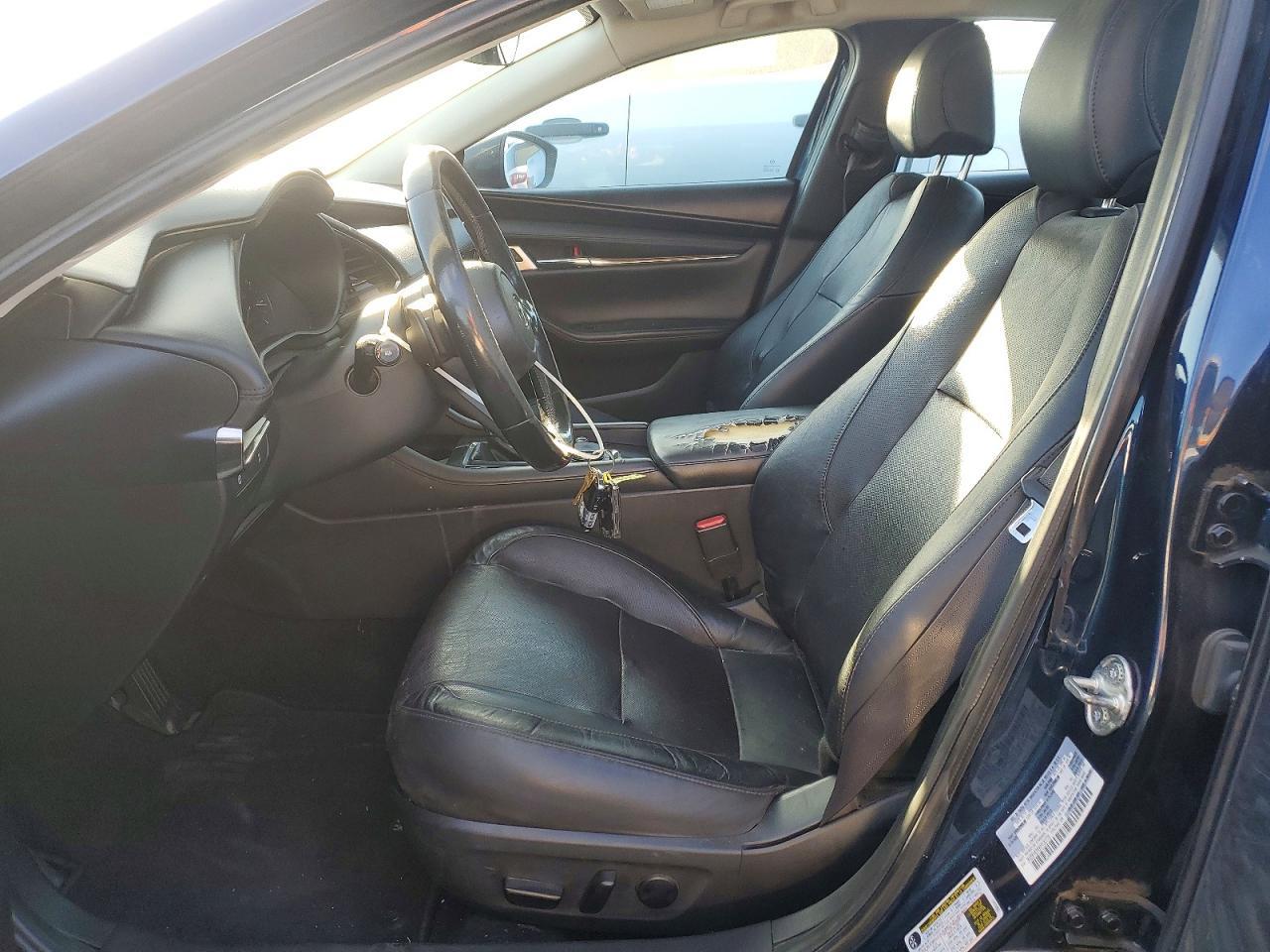 2019 MAZDA 3