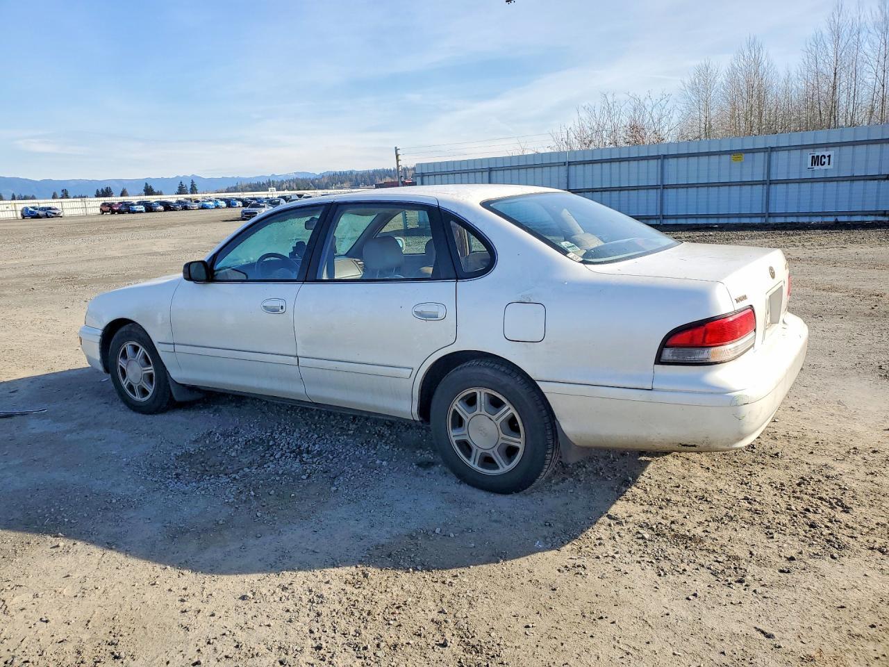 1996 TOYOTA Avalon