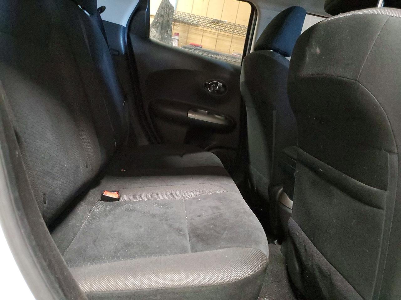 2015 NISSAN Juke