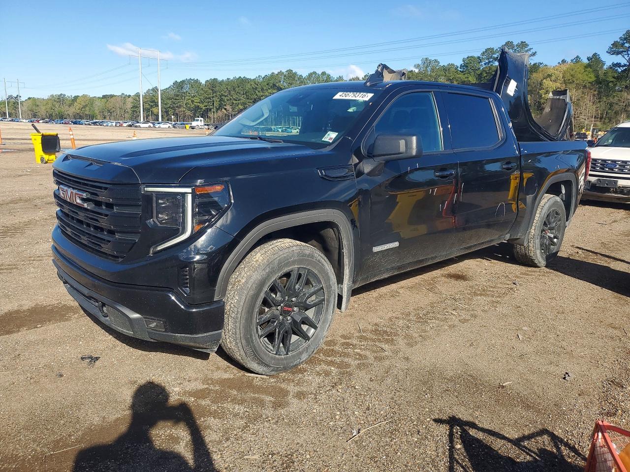 2024 GMC Sierra