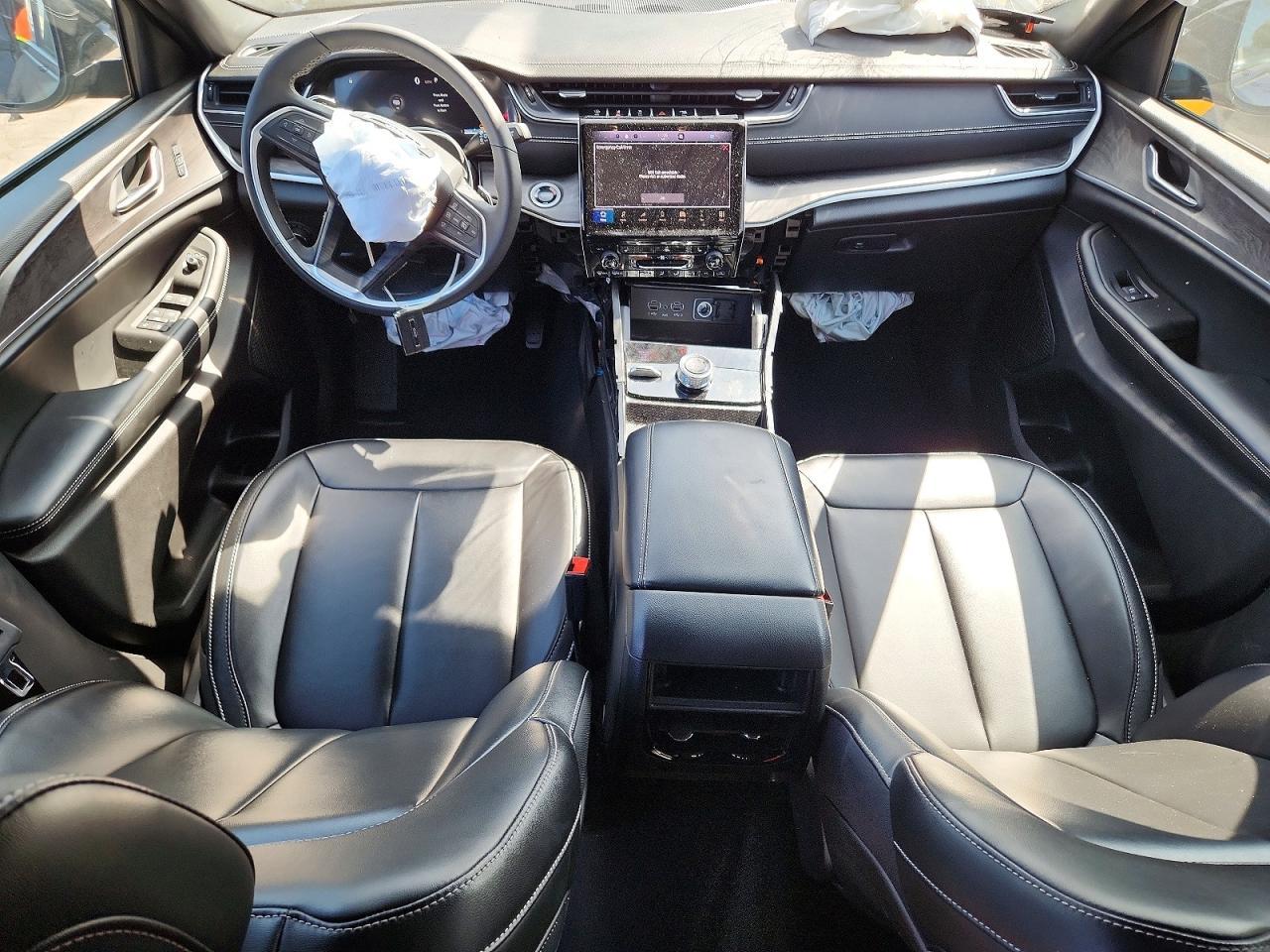 2024 JEEP CHEROKEE