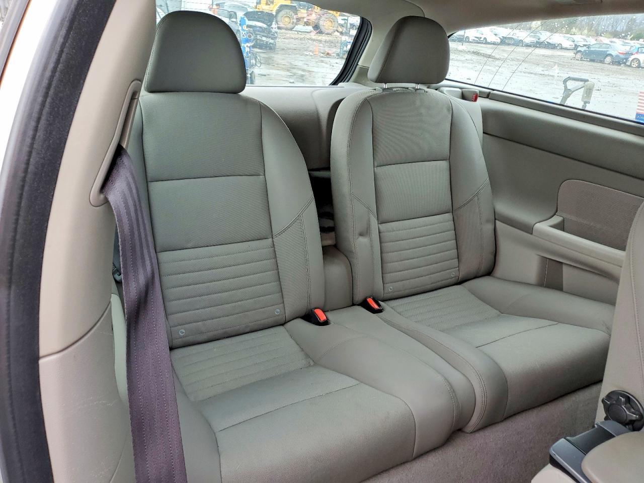 2010 VOLVO C30
