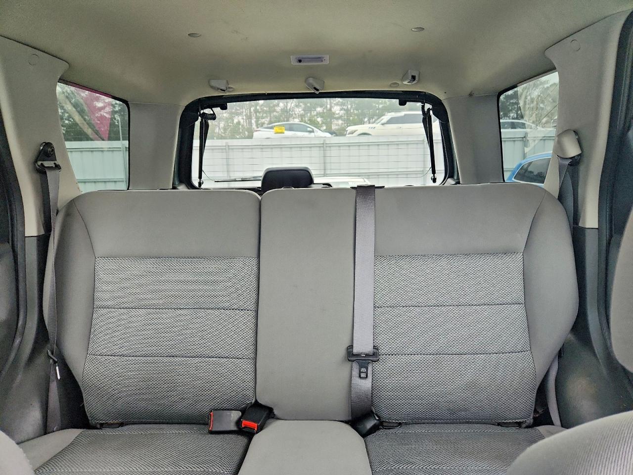 2005 FORD ESCAPE