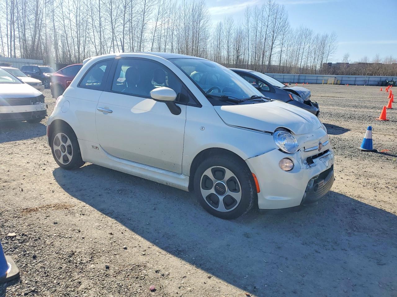 2015 FIAT 500