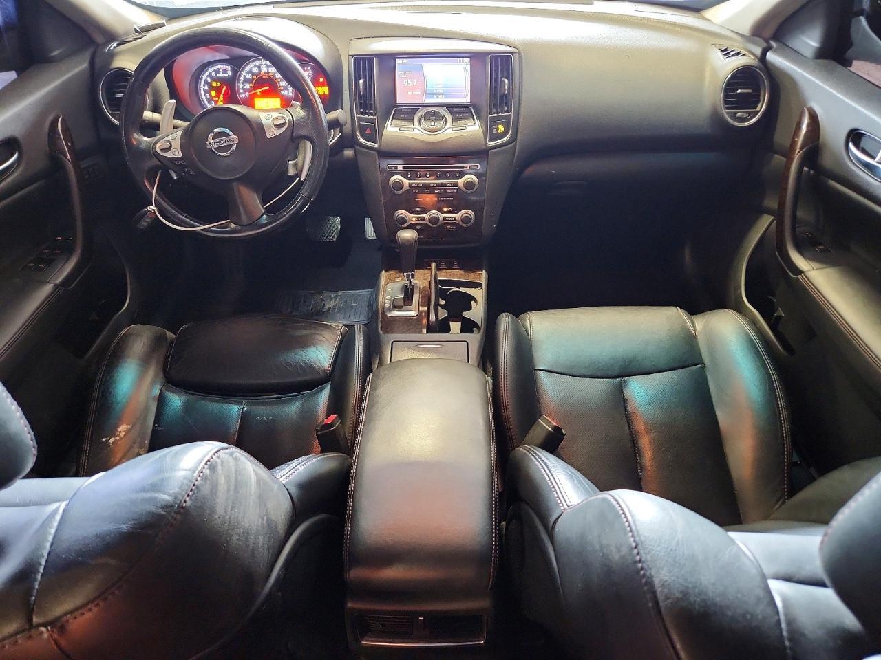 2009 NISSAN Maxima