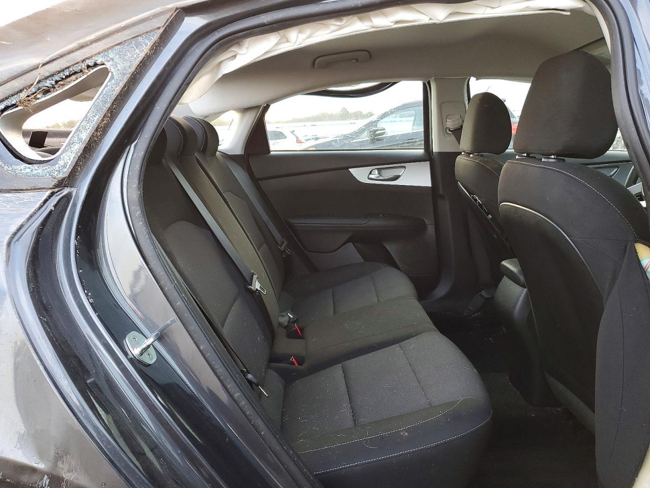 2023 KIA FORTE