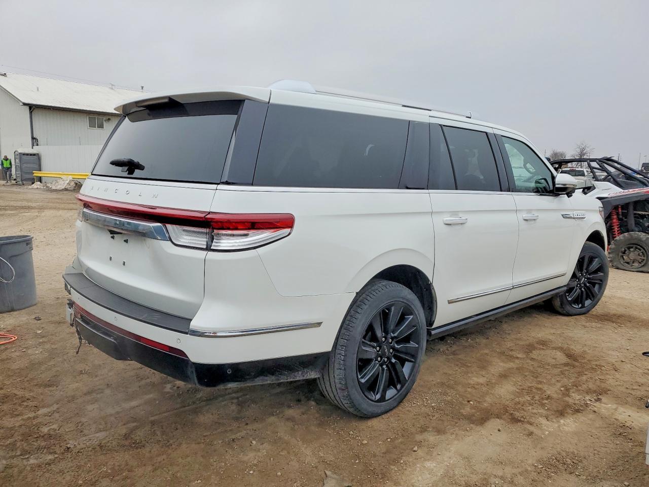 2024 LINCOLN Navigator