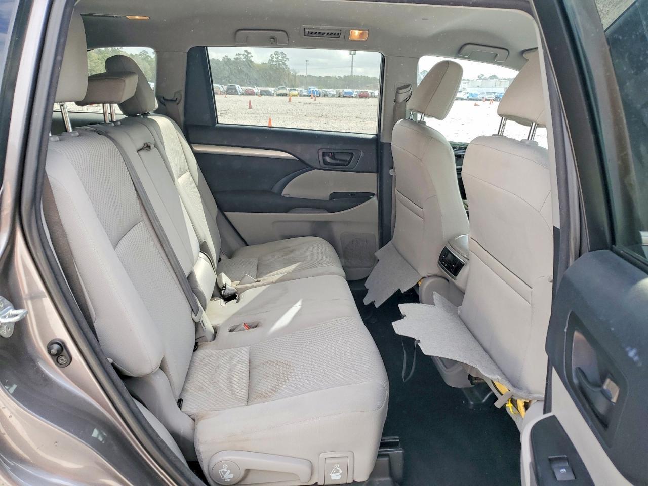 2017 TOYOTA HIGHLANDER