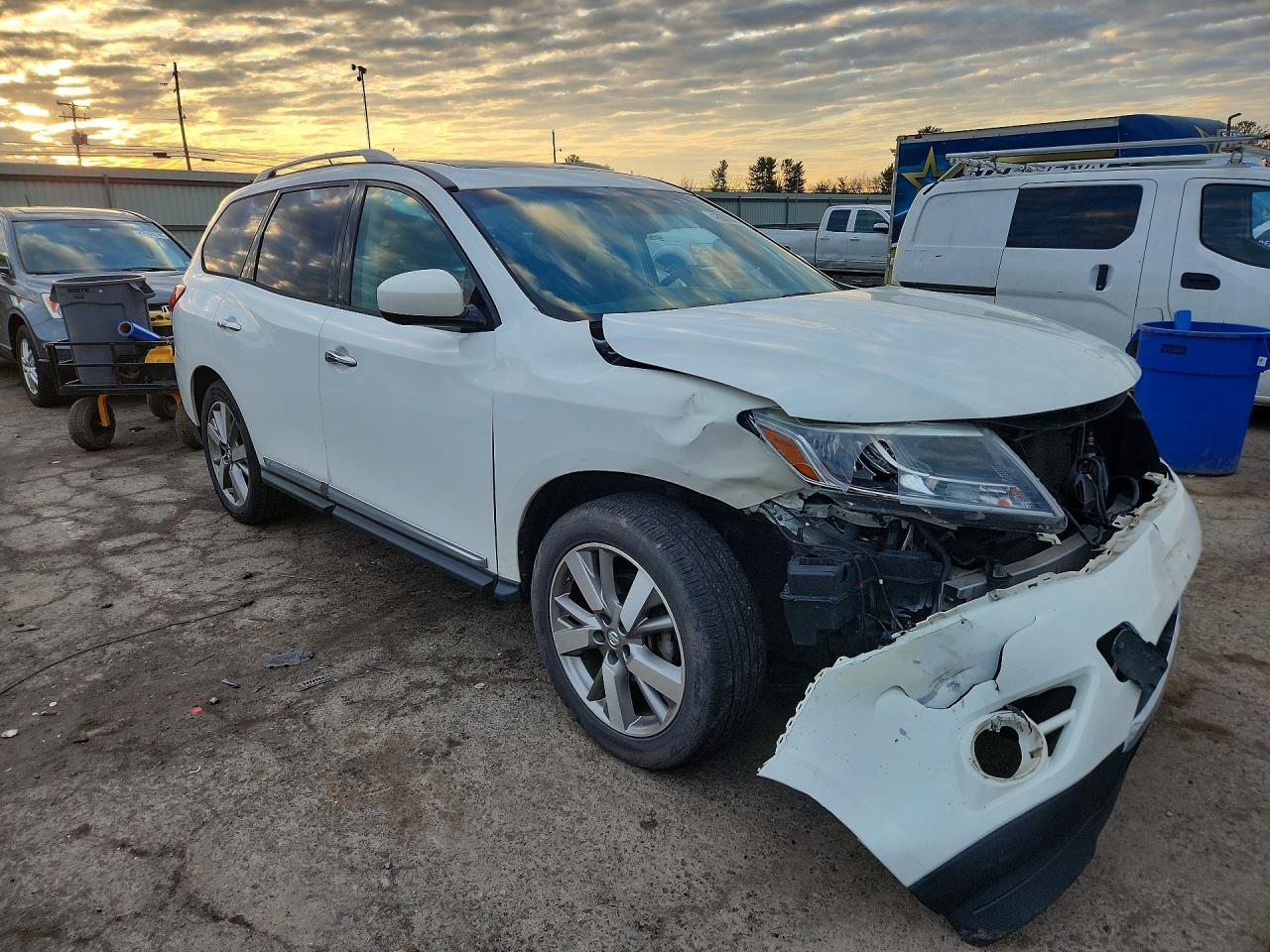 2013 NISSAN PATHFINDER