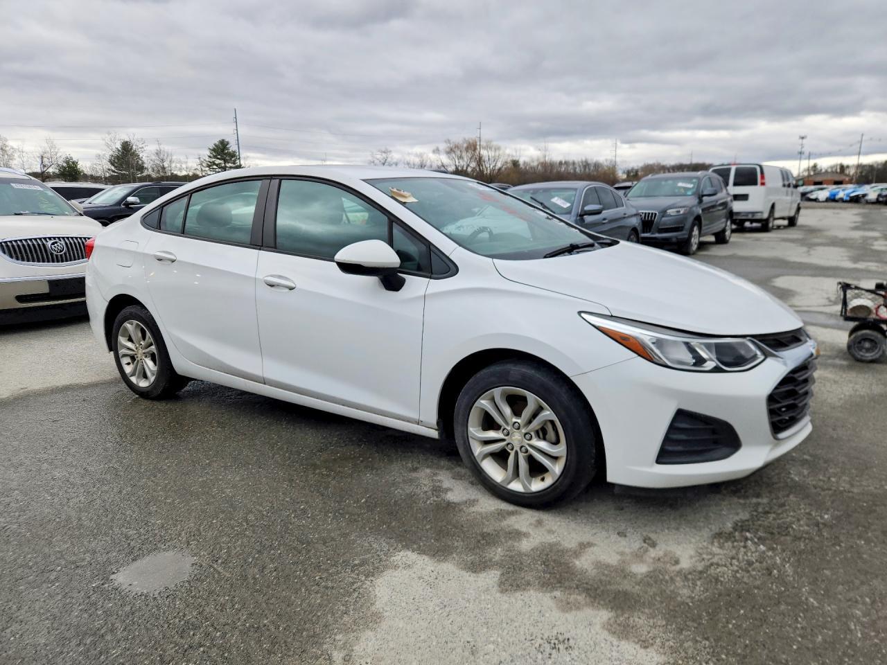 2019 CHEVROLET CRUZE