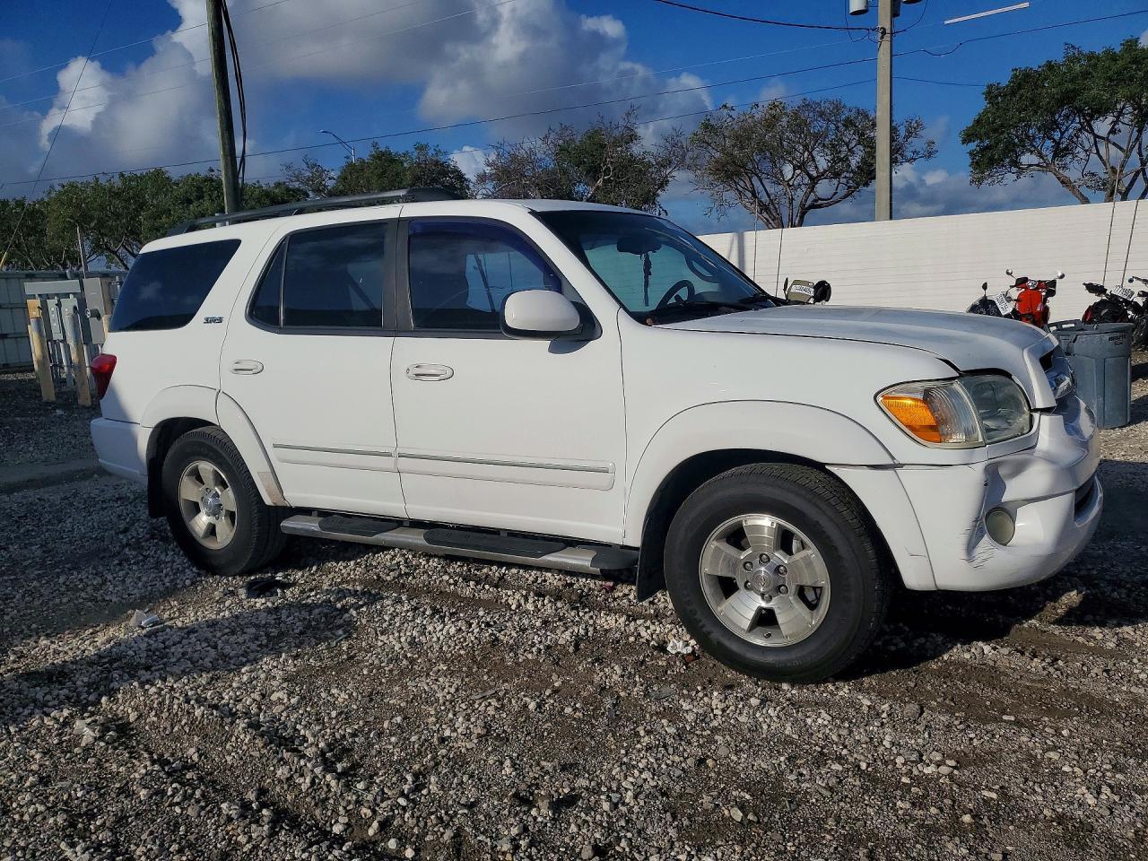2006 TOYOTA Sequoia