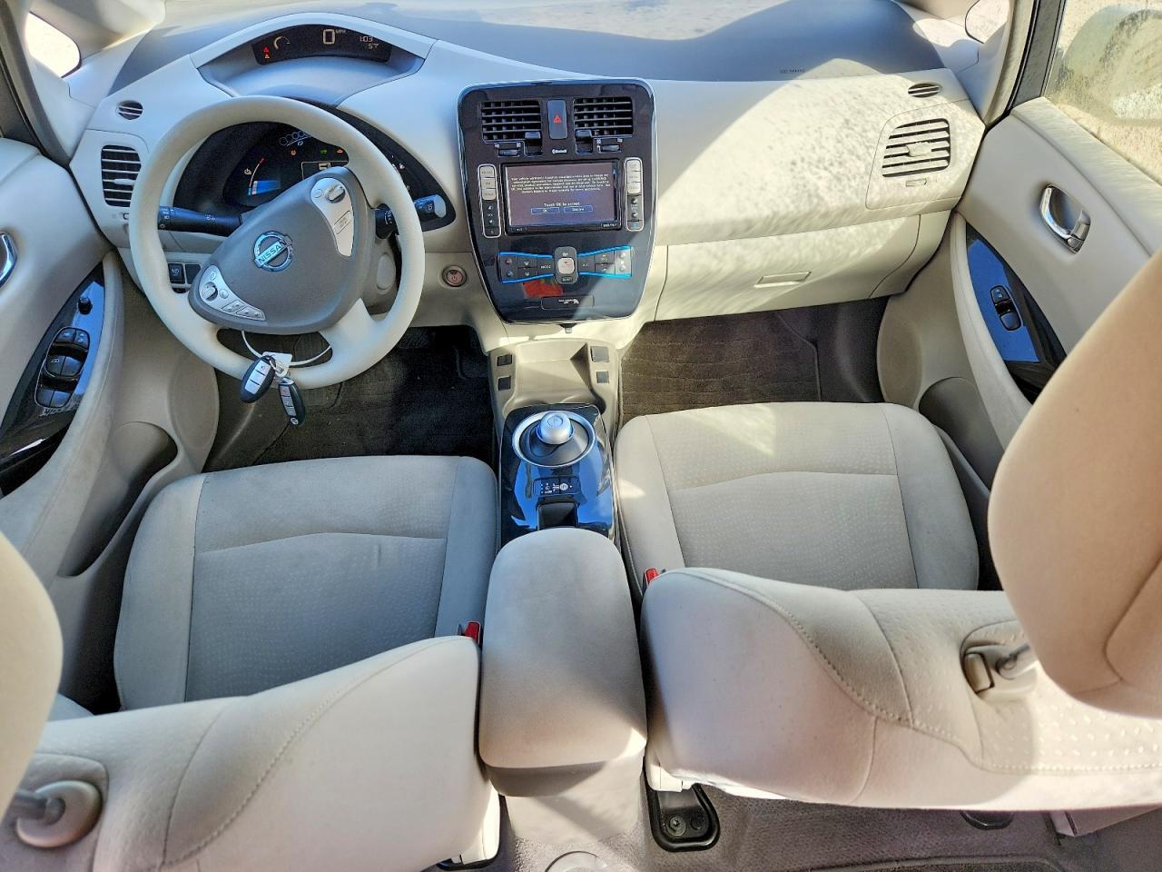 2011 NISSAN LEAF