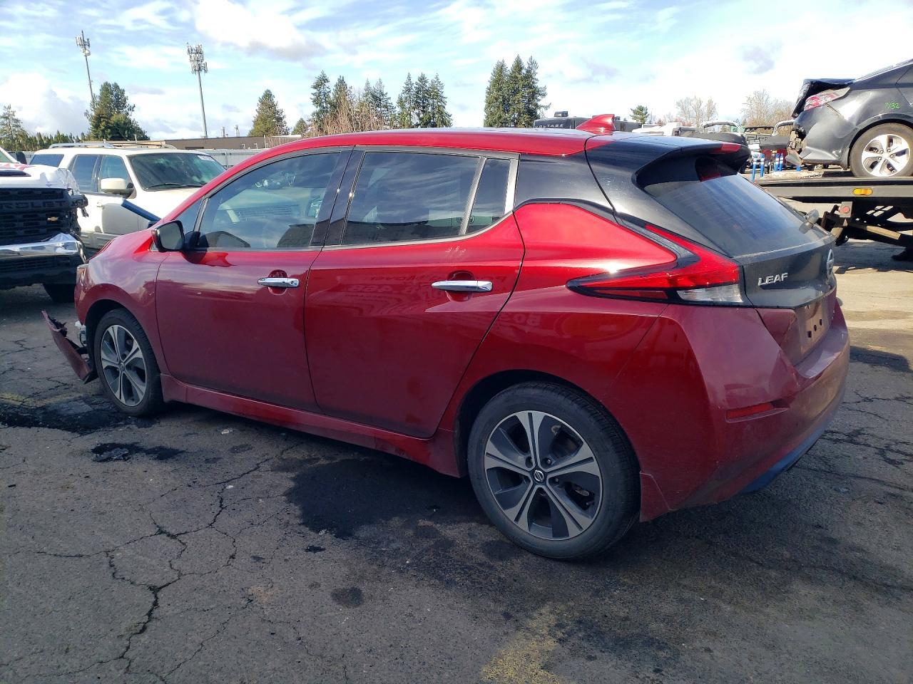2020 NISSAN LEAF