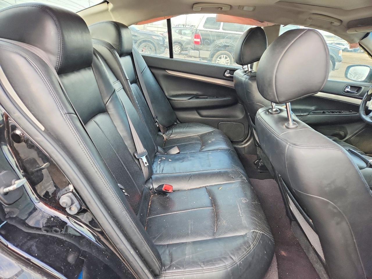 2011 INFINITI G25