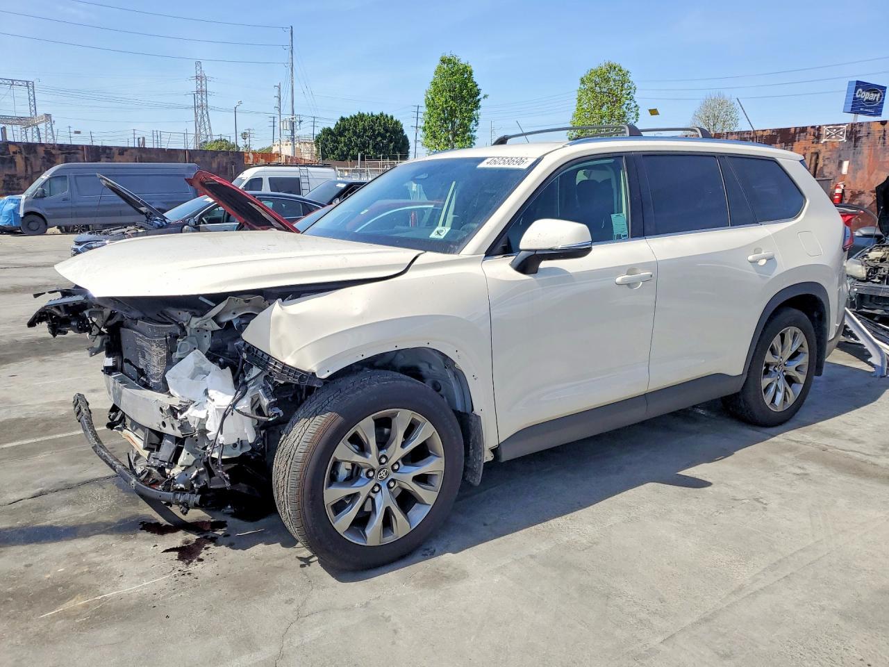 2024 TOYOTA HIGHLANDER