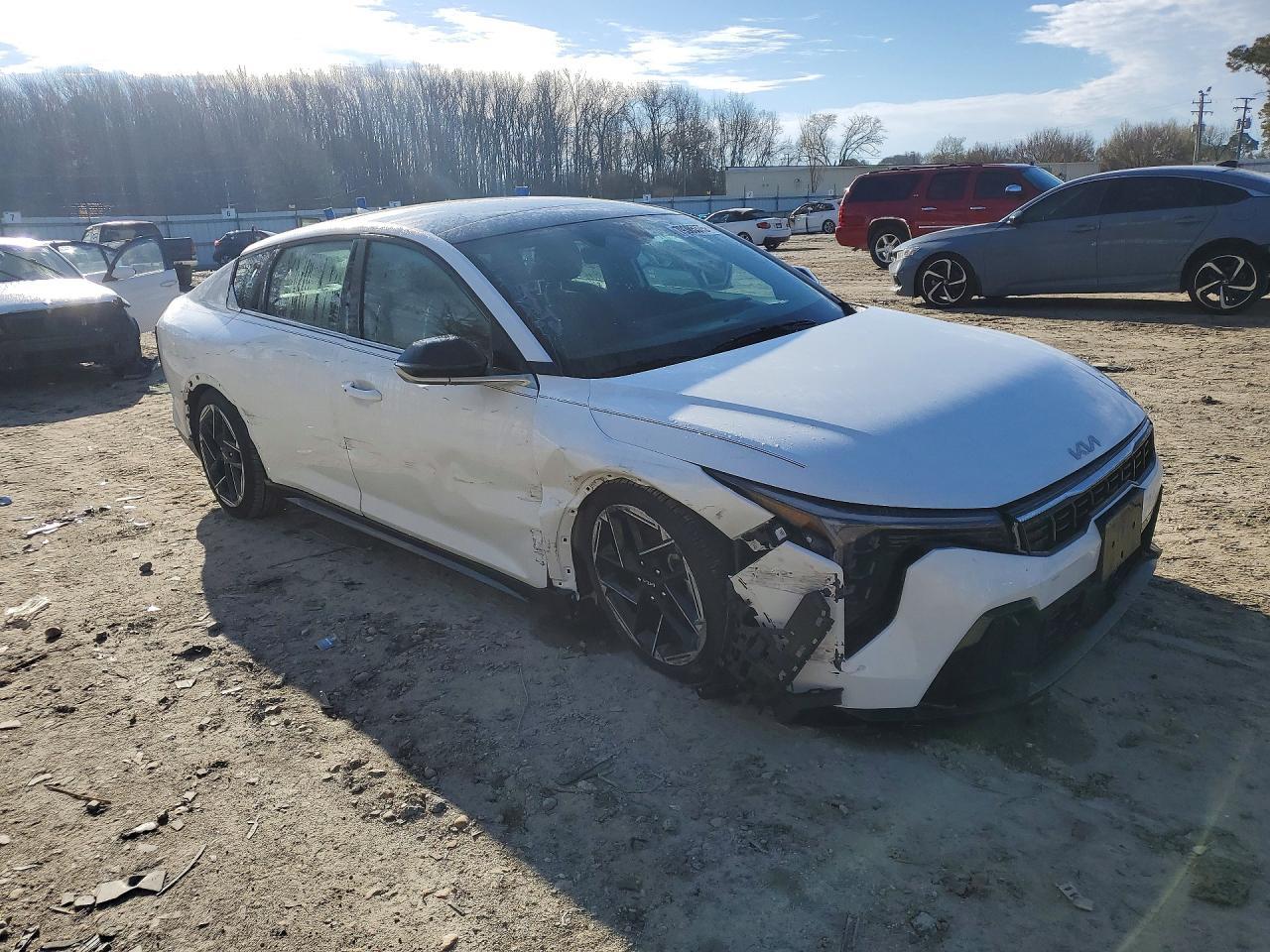 2025 KIA K4