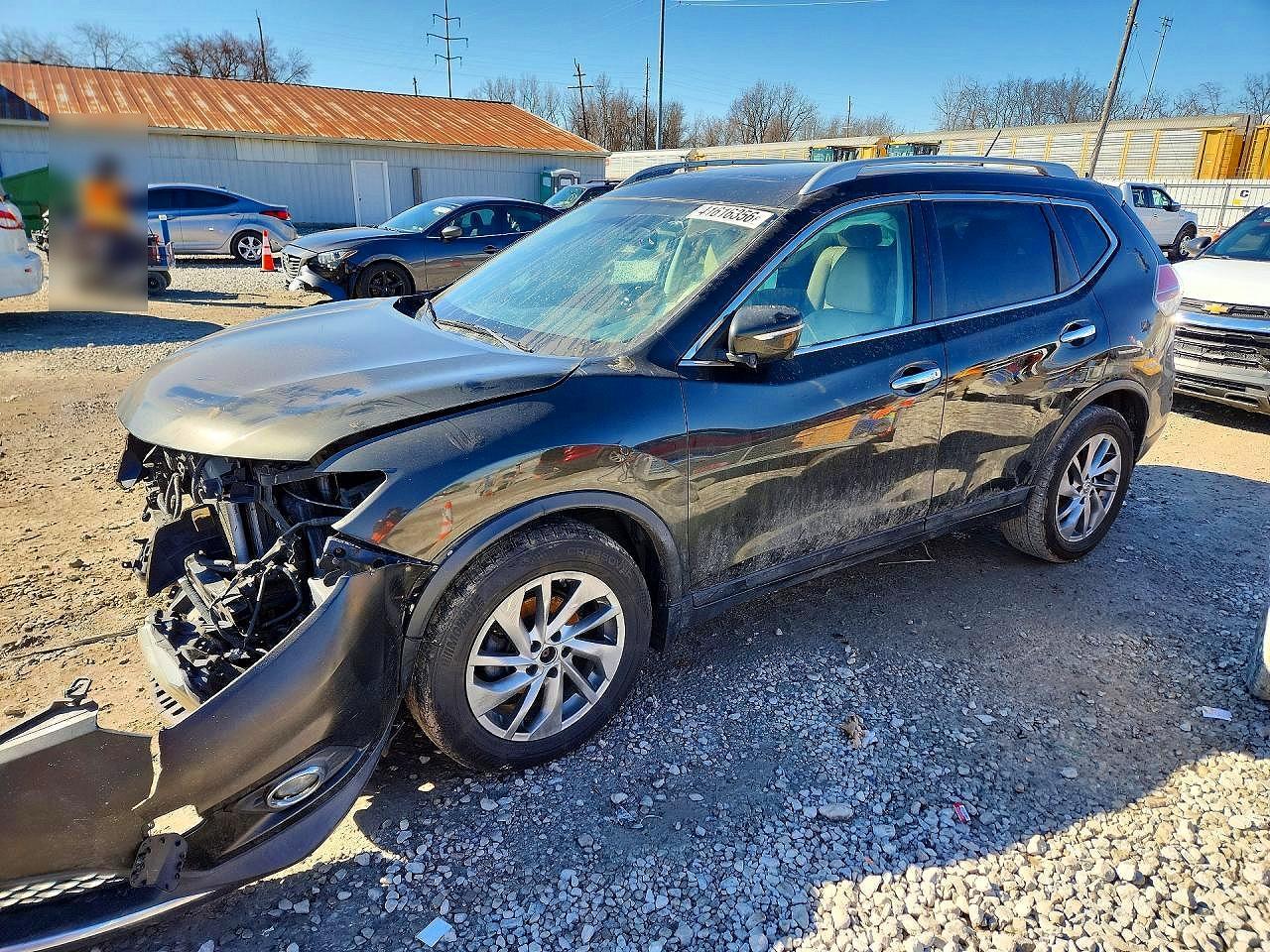 2015 NISSAN ROGUE