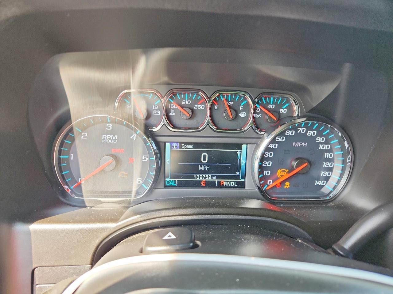 2019 CHEVROLET Suburban
