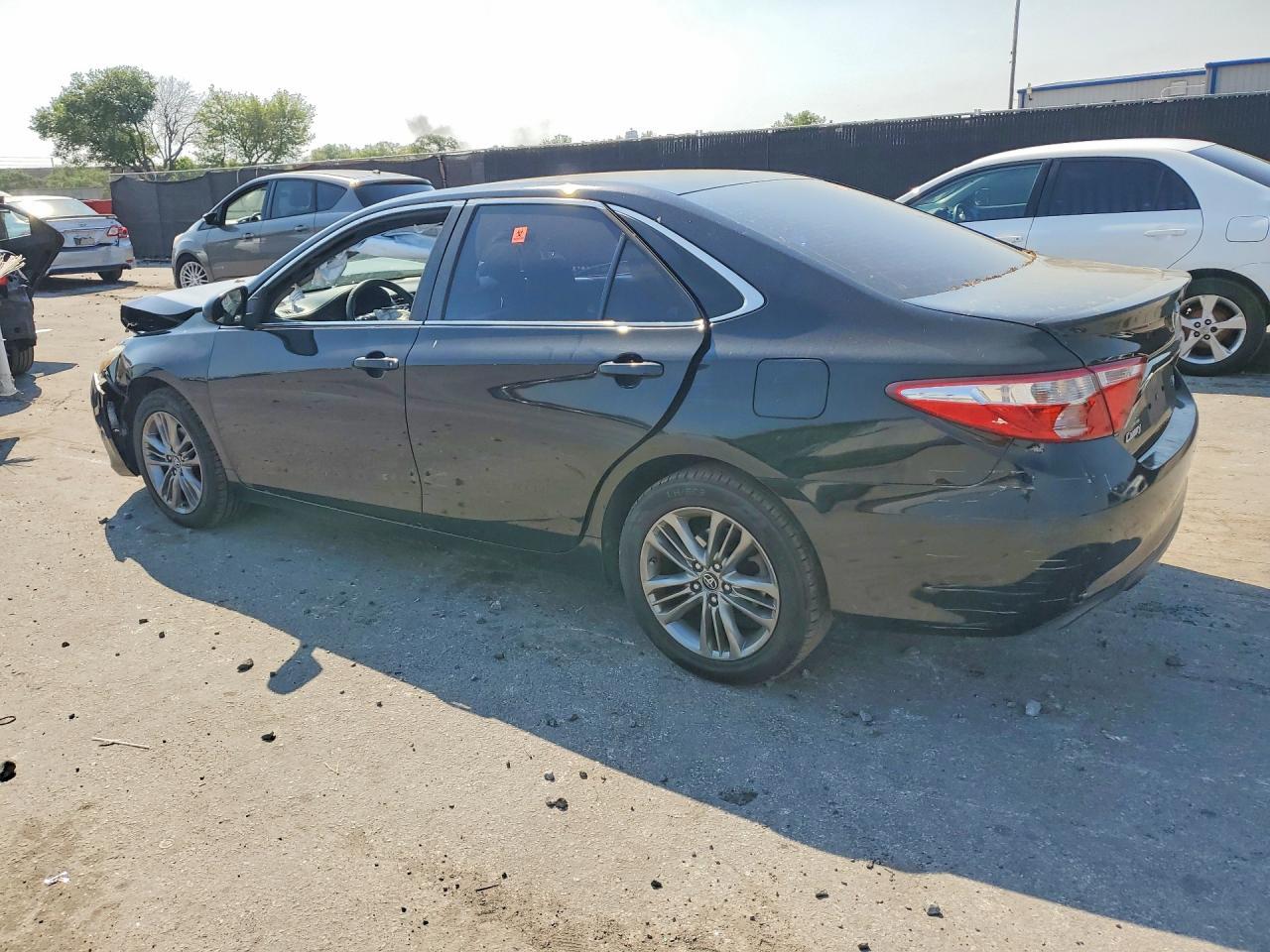 2017 TOYOTA CAMRY