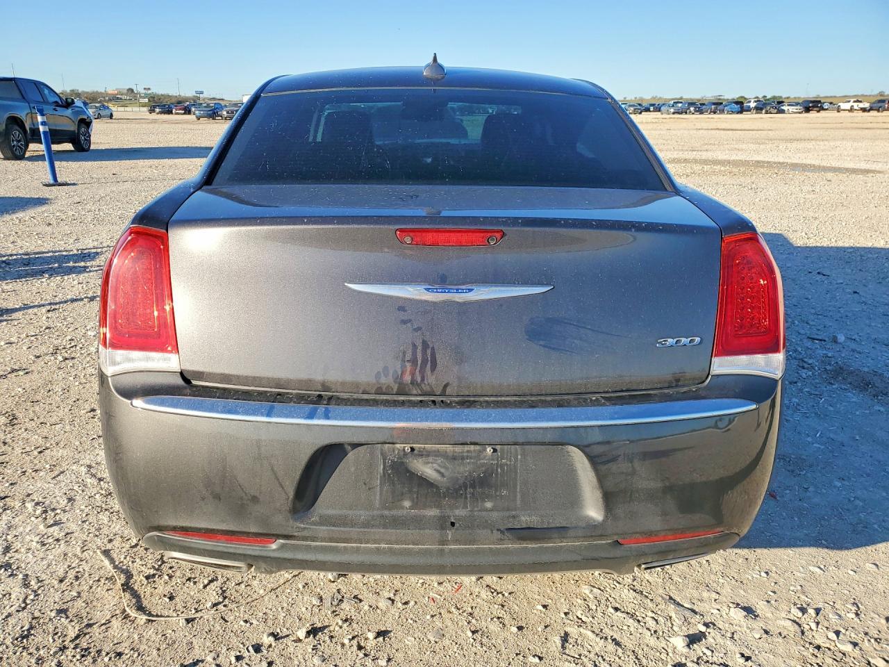 2019 CHRYSLER 300