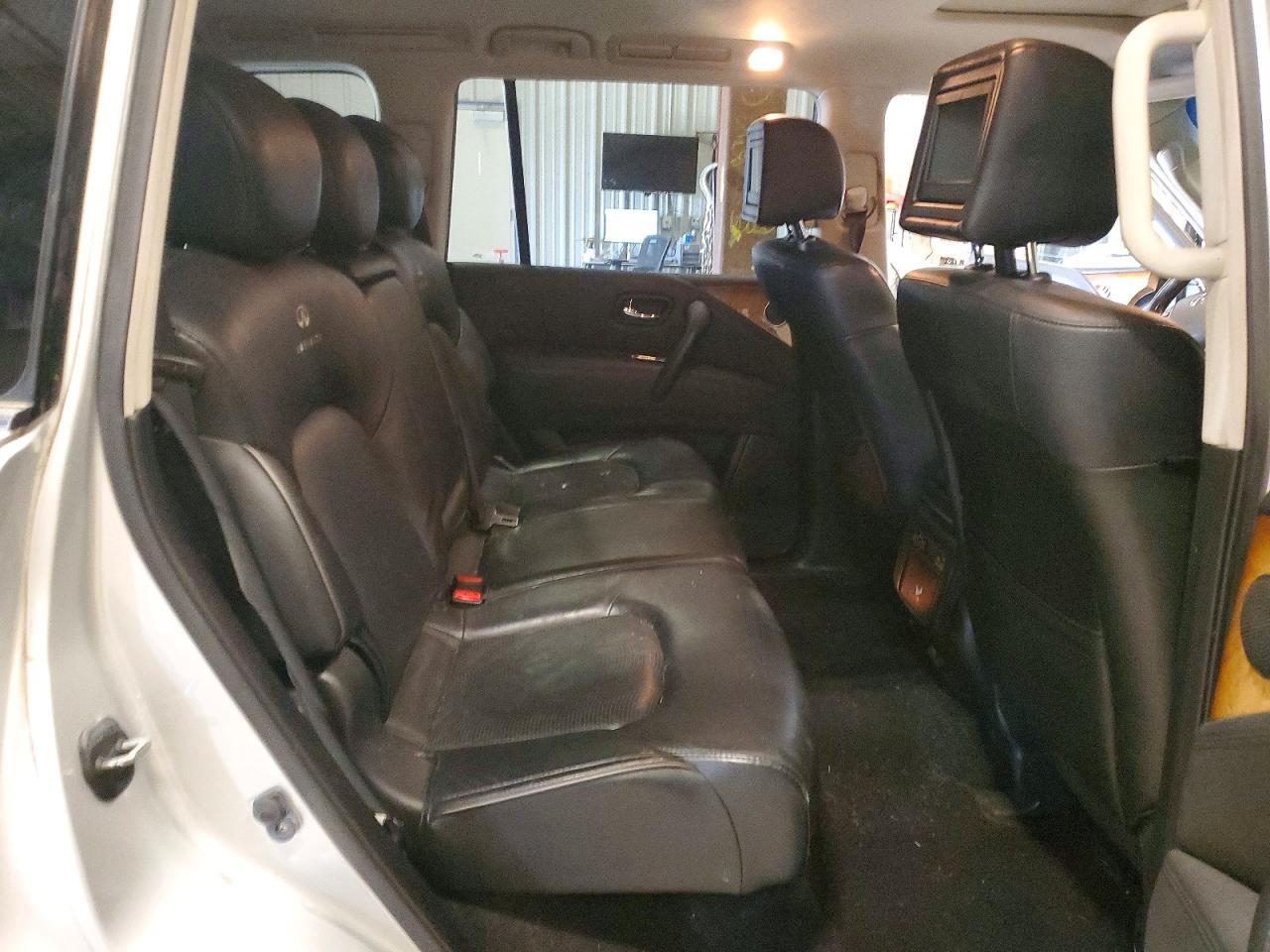 2011 INFINITI QX56