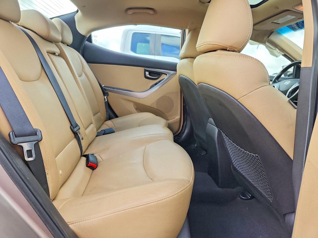 2012 HYUNDAI ELANTRA