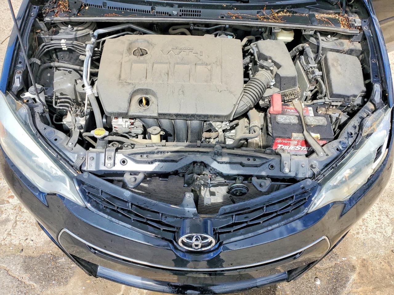 2015 TOYOTA COROLLA