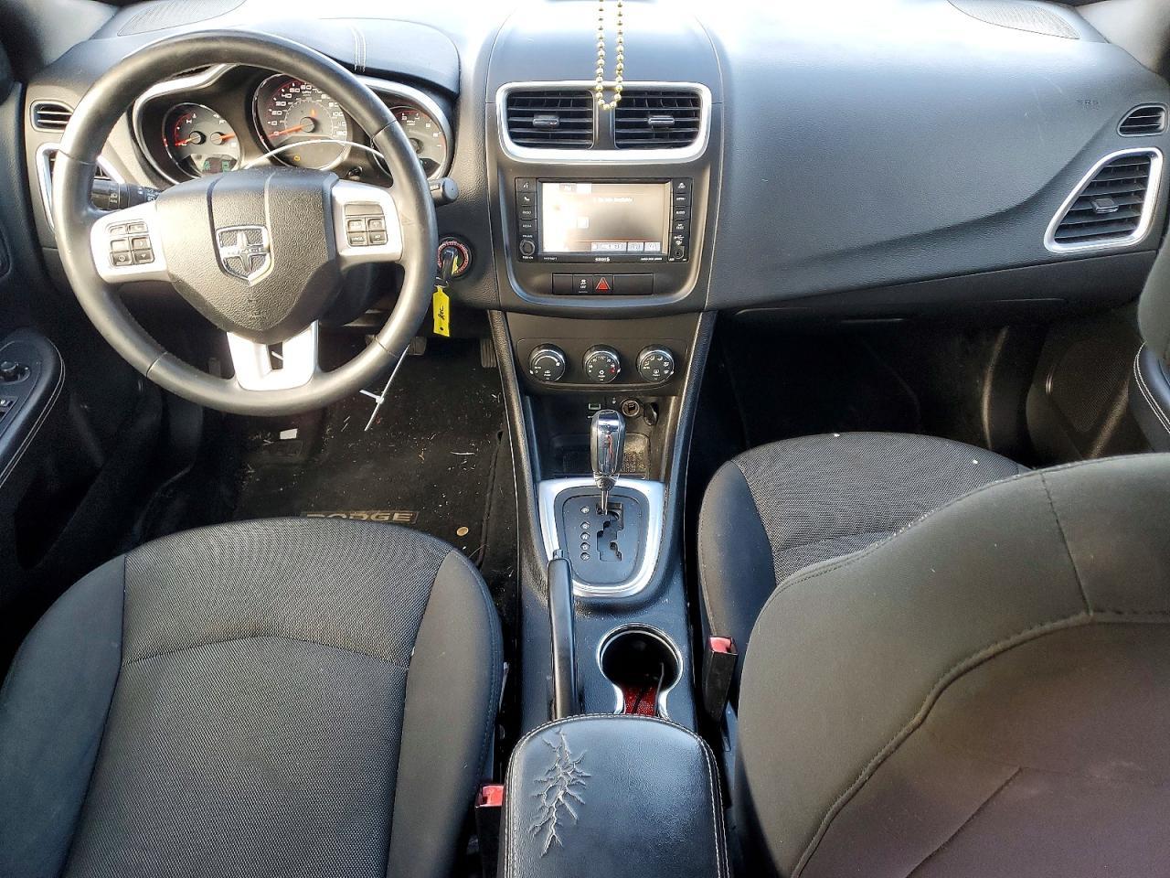 2014 DODGE Avenger