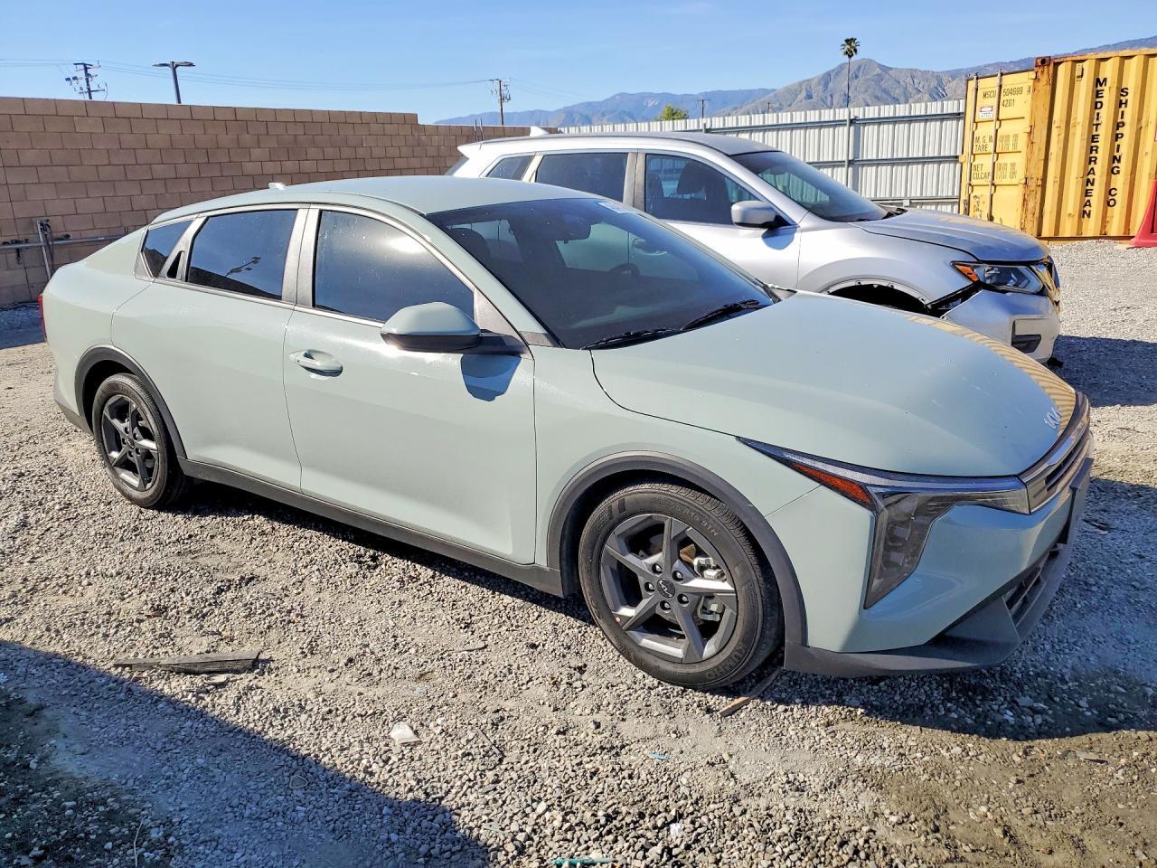 2025 KIA K4