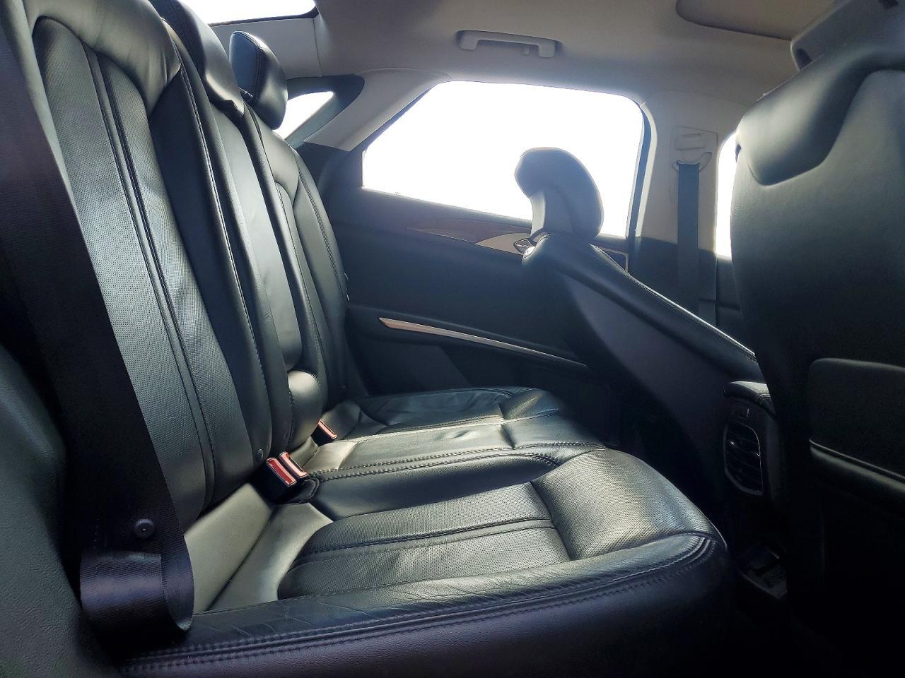 2016 LINCOLN MKZ