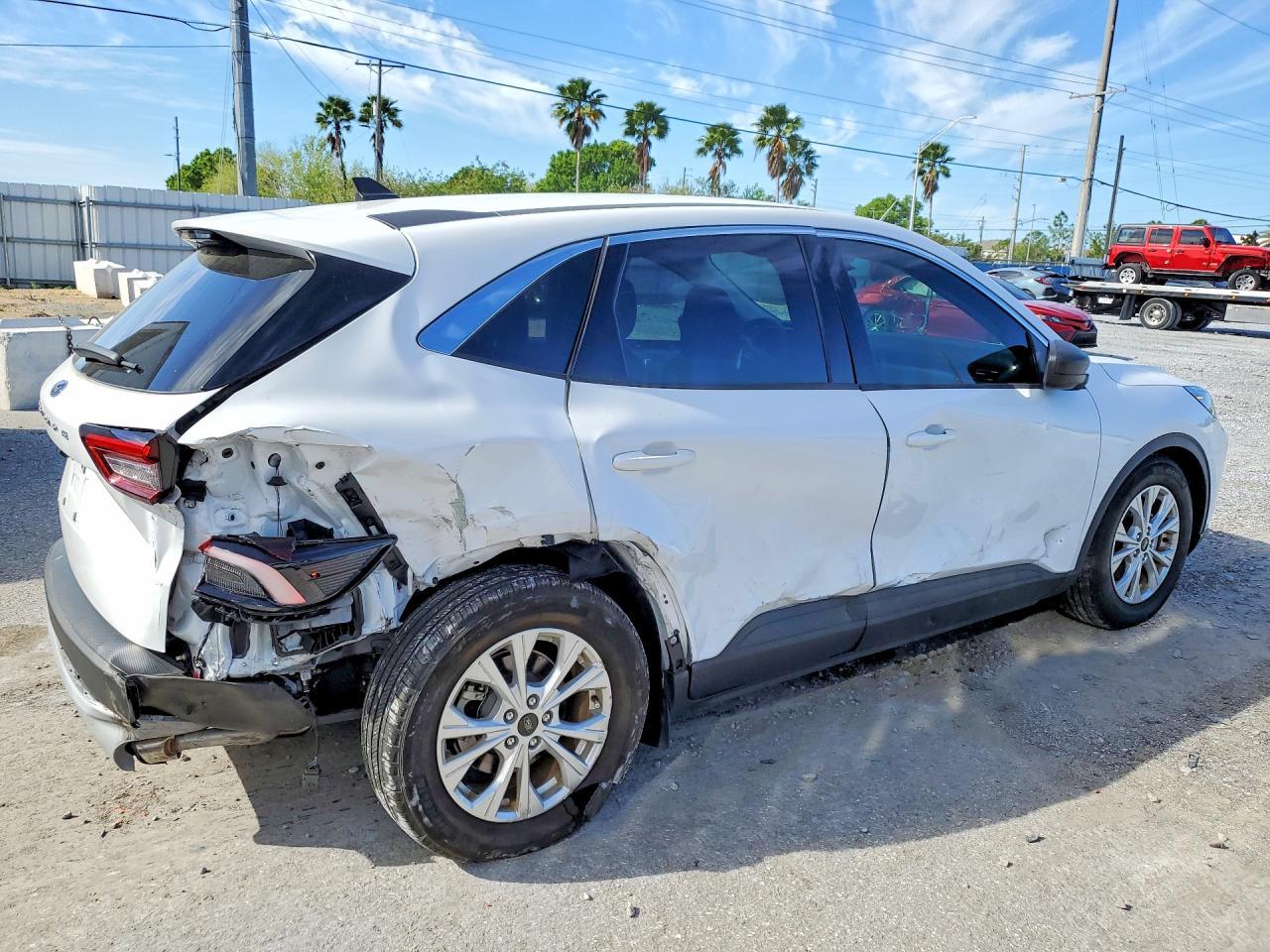 2024 FORD ESCAPE