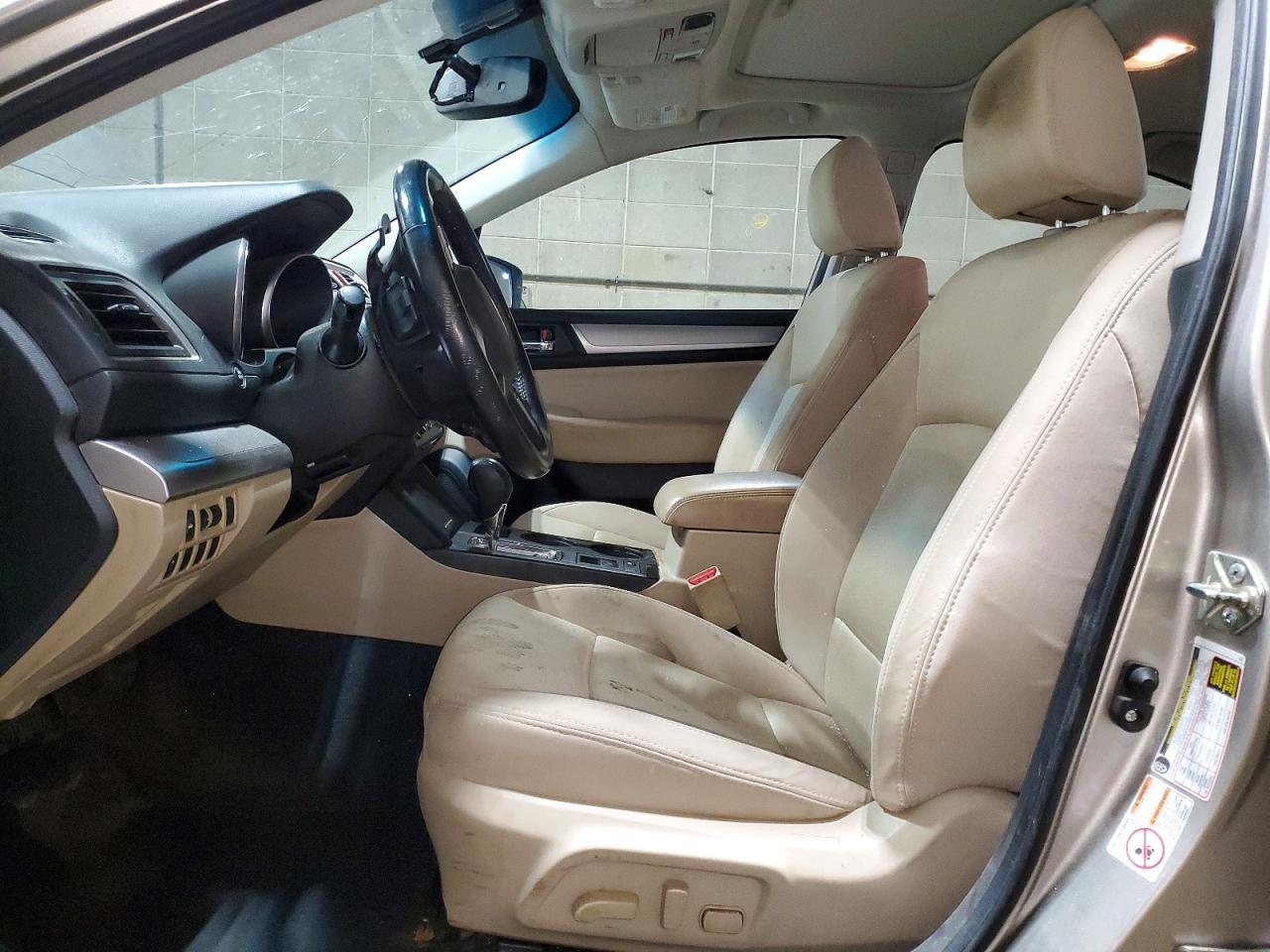 2016 SUBARU Legacy