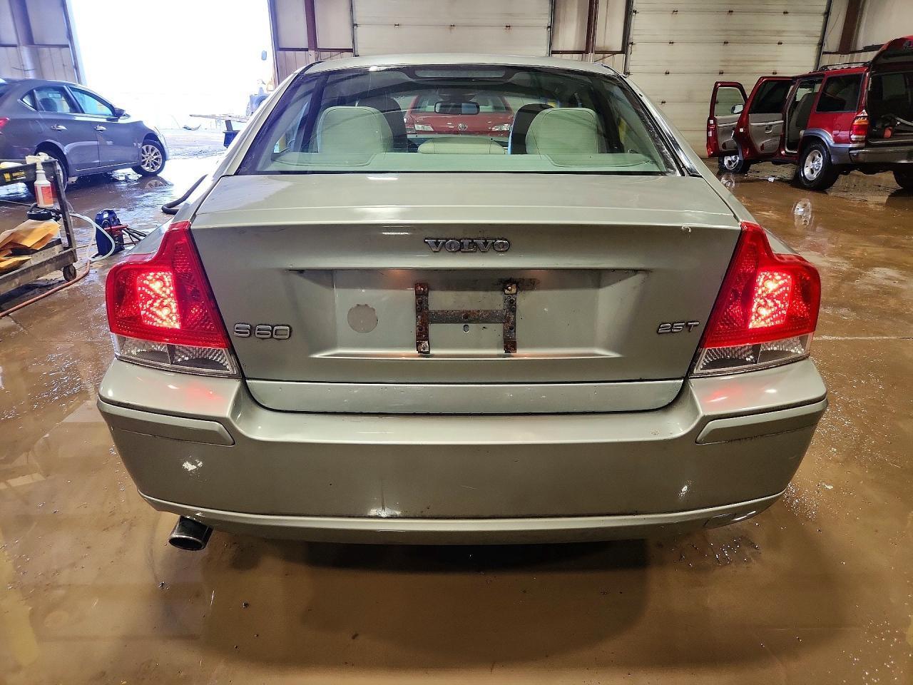 2006 VOLVO S60