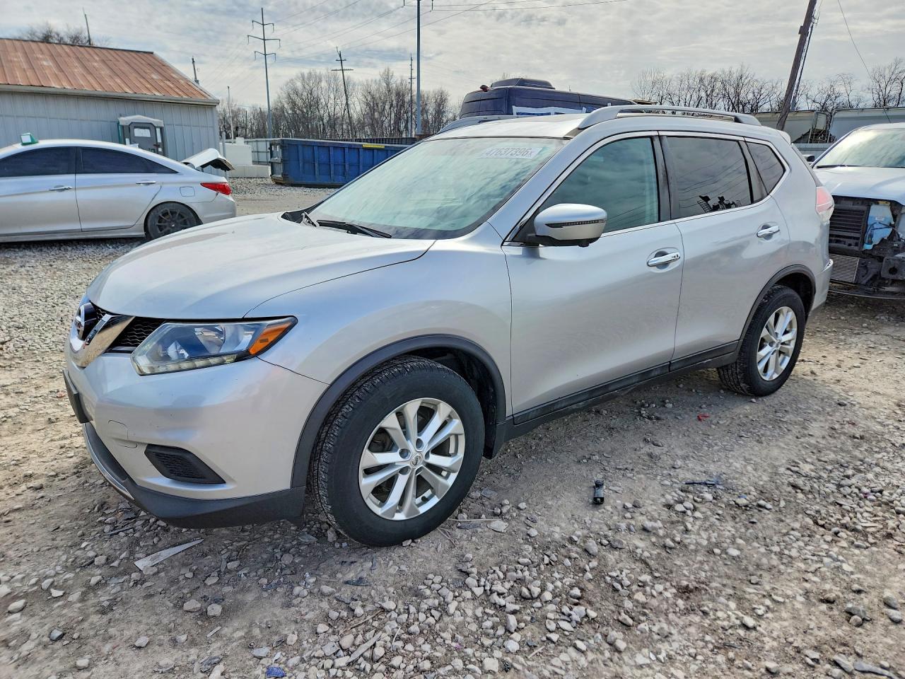 2016 NISSAN ROGUE