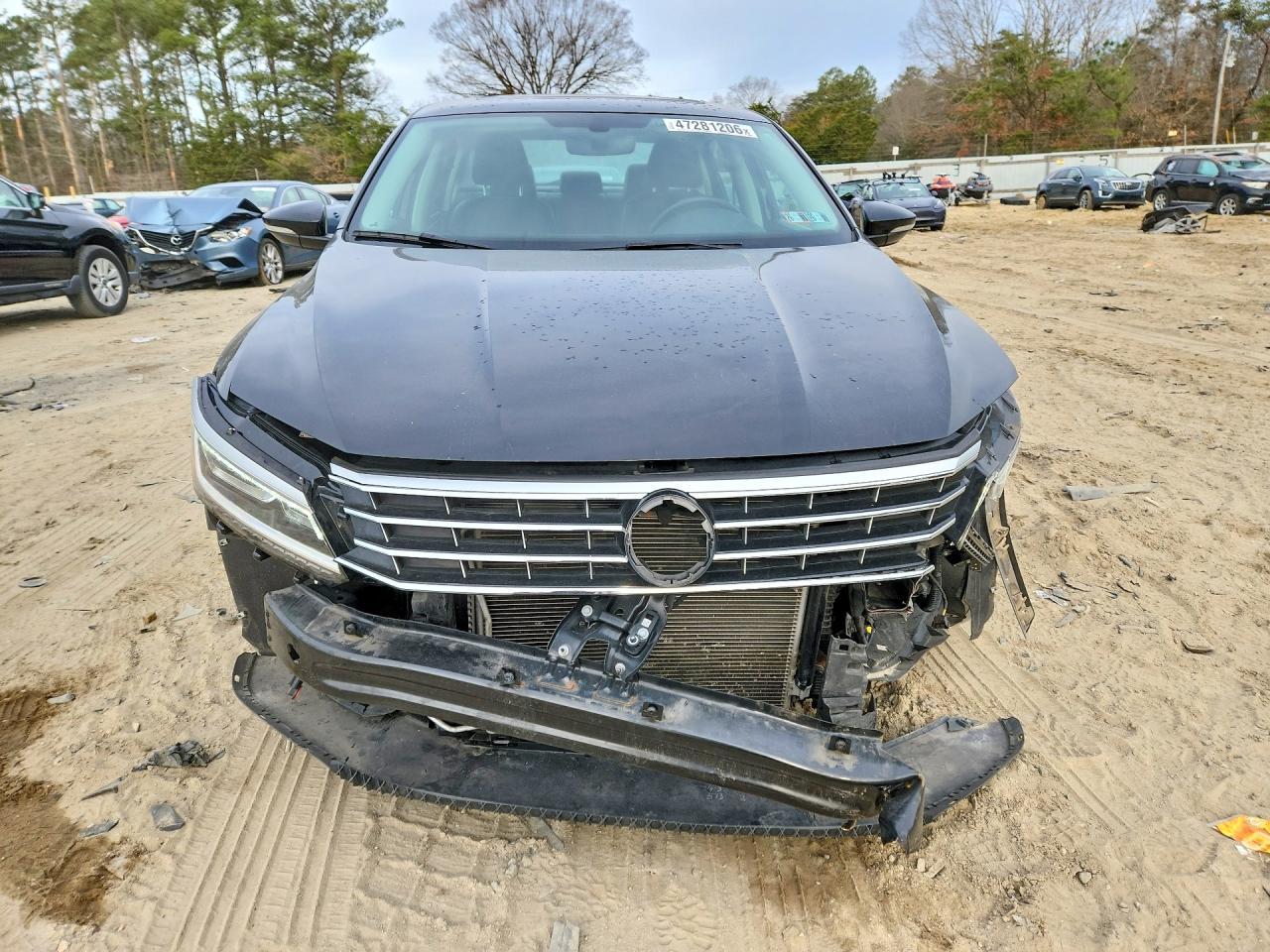 2016 VOLKSWAGEN Passat