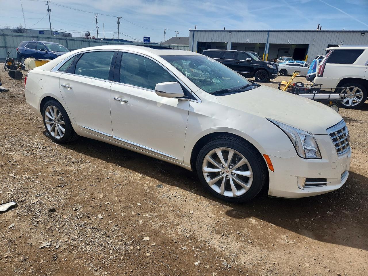 2013 CADILLAC XTS