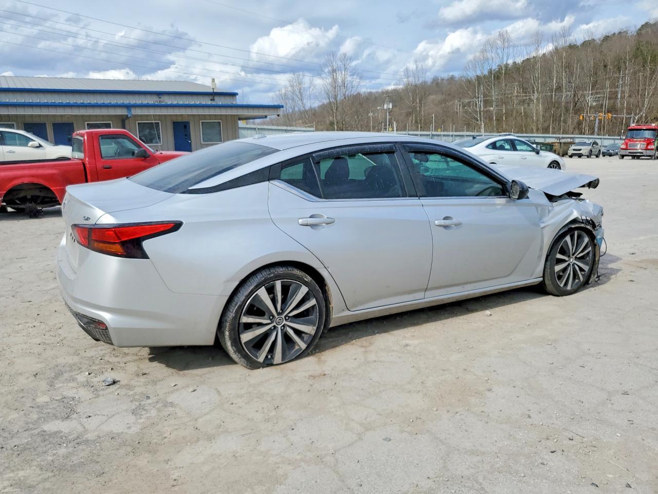 2019 NISSAN ALTIMA