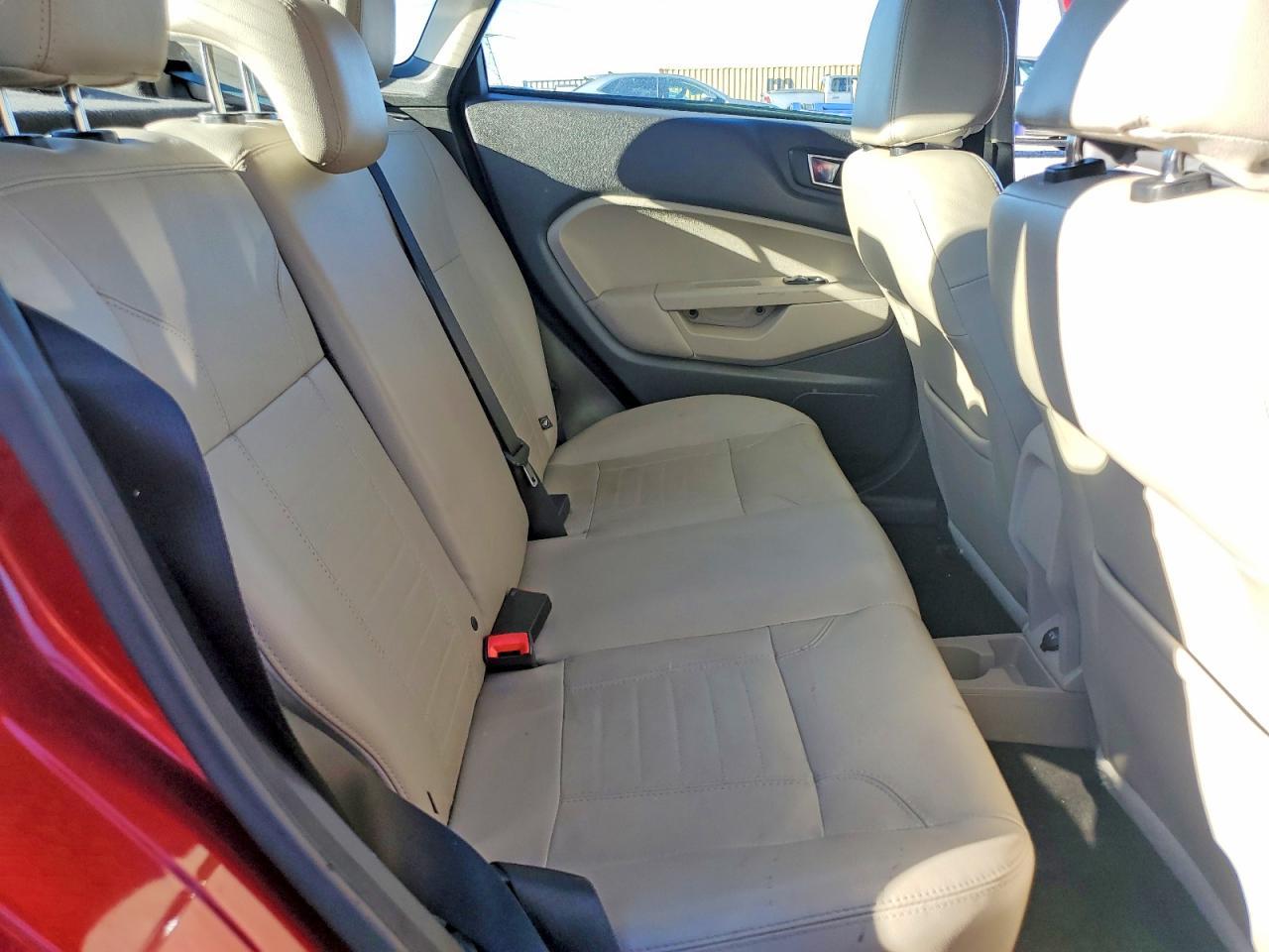 2015 FORD Fiesta