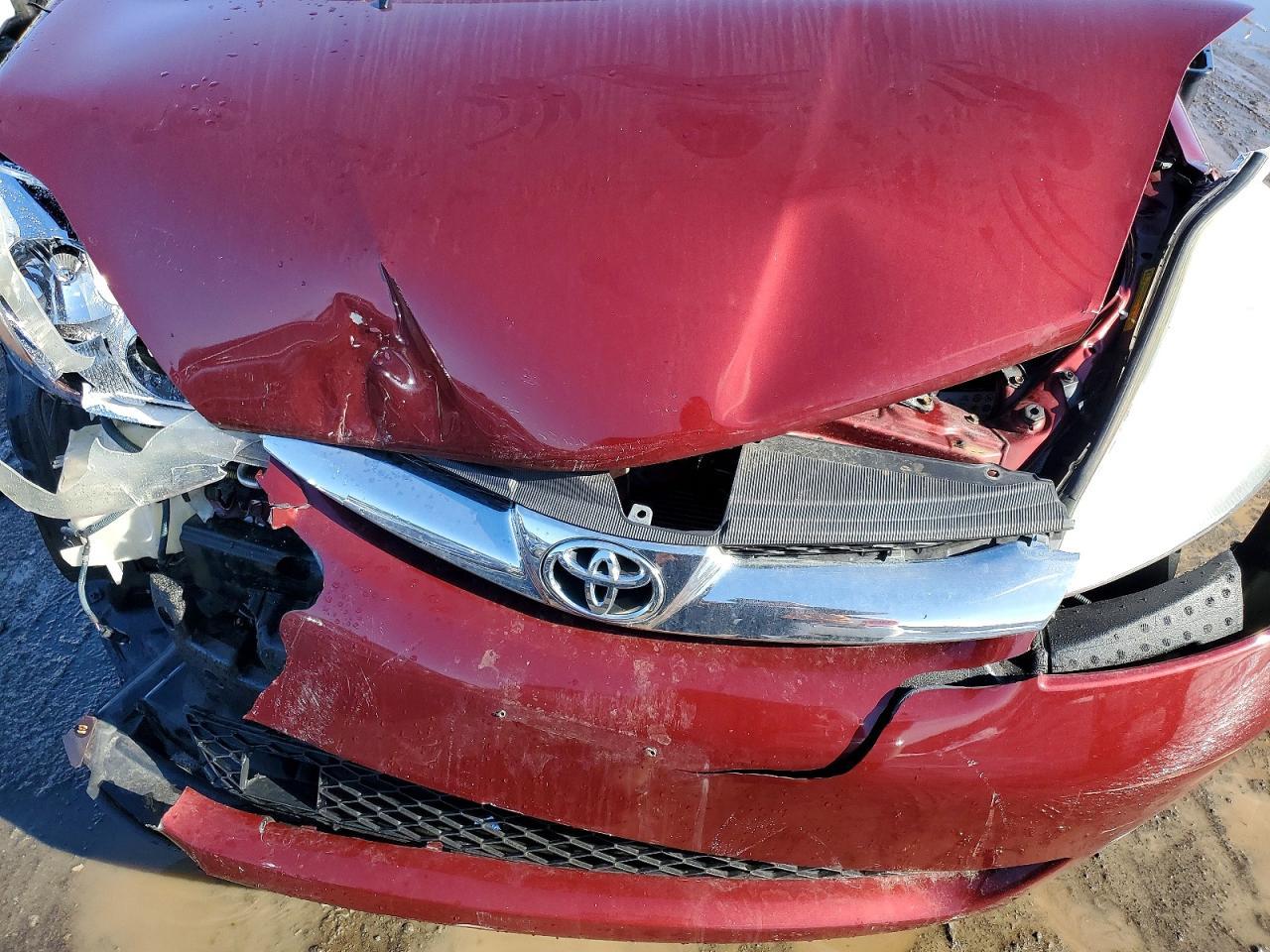 2007 TOYOTA SIENNA