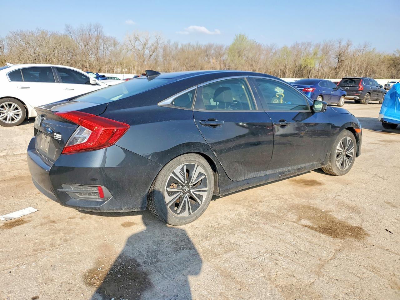 2018 HONDA CIVIC