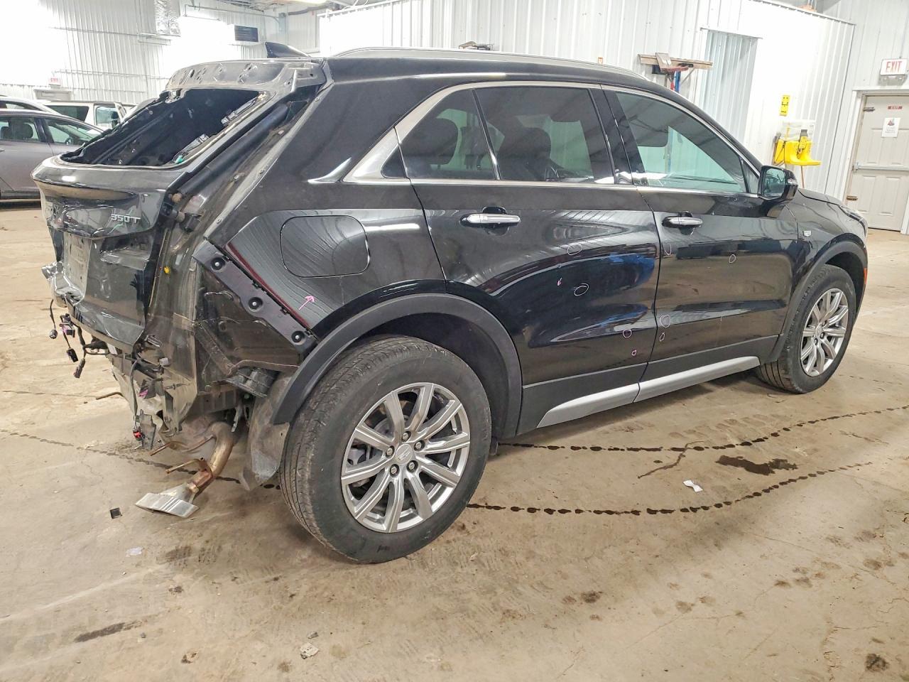 2023 CADILLAC XT4