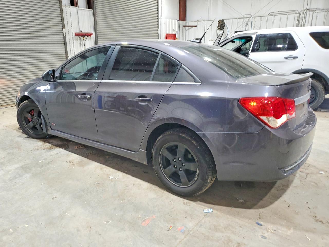 2011 CHEVROLET CRUZE