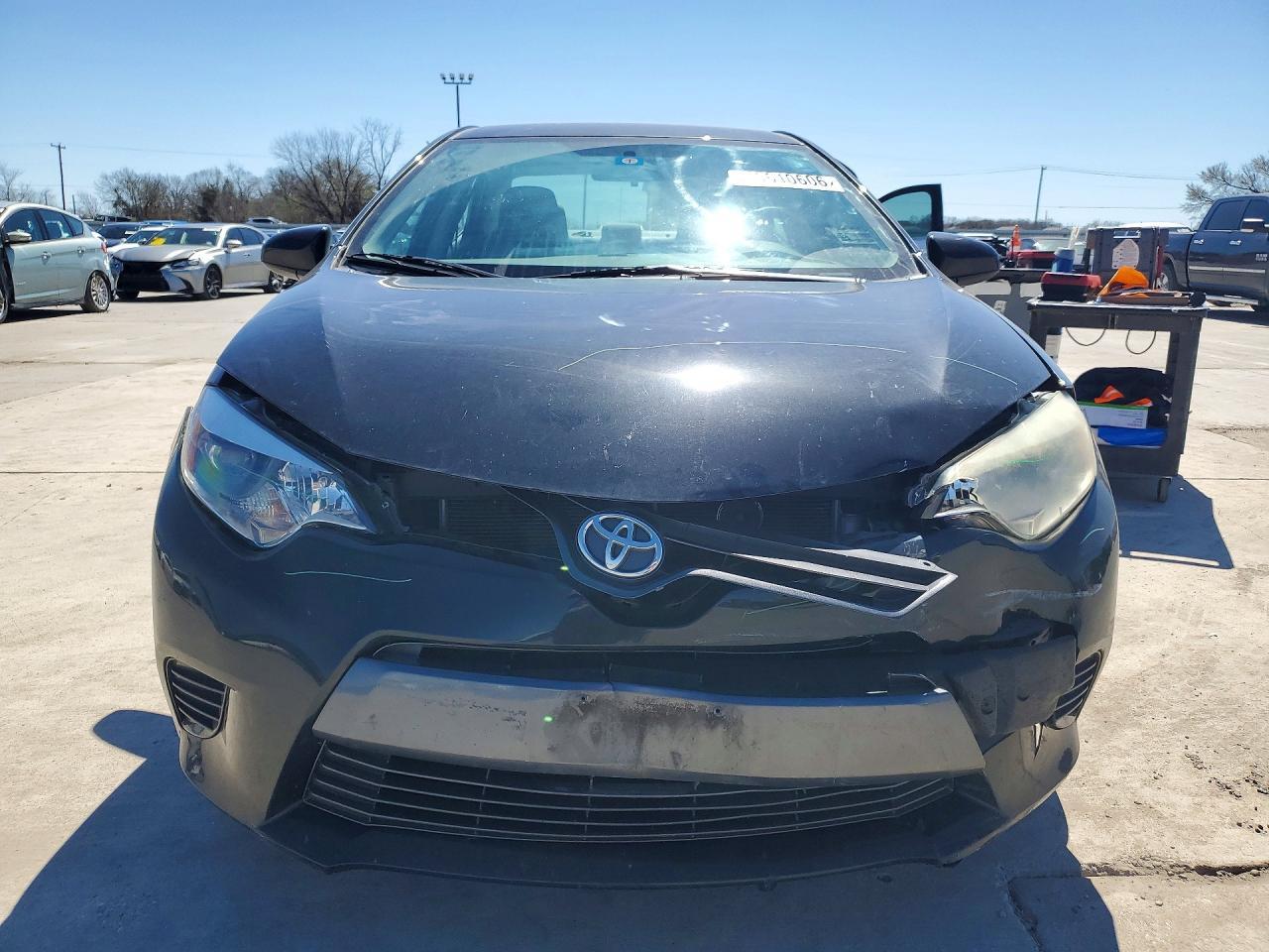 2016 TOYOTA COROLLA