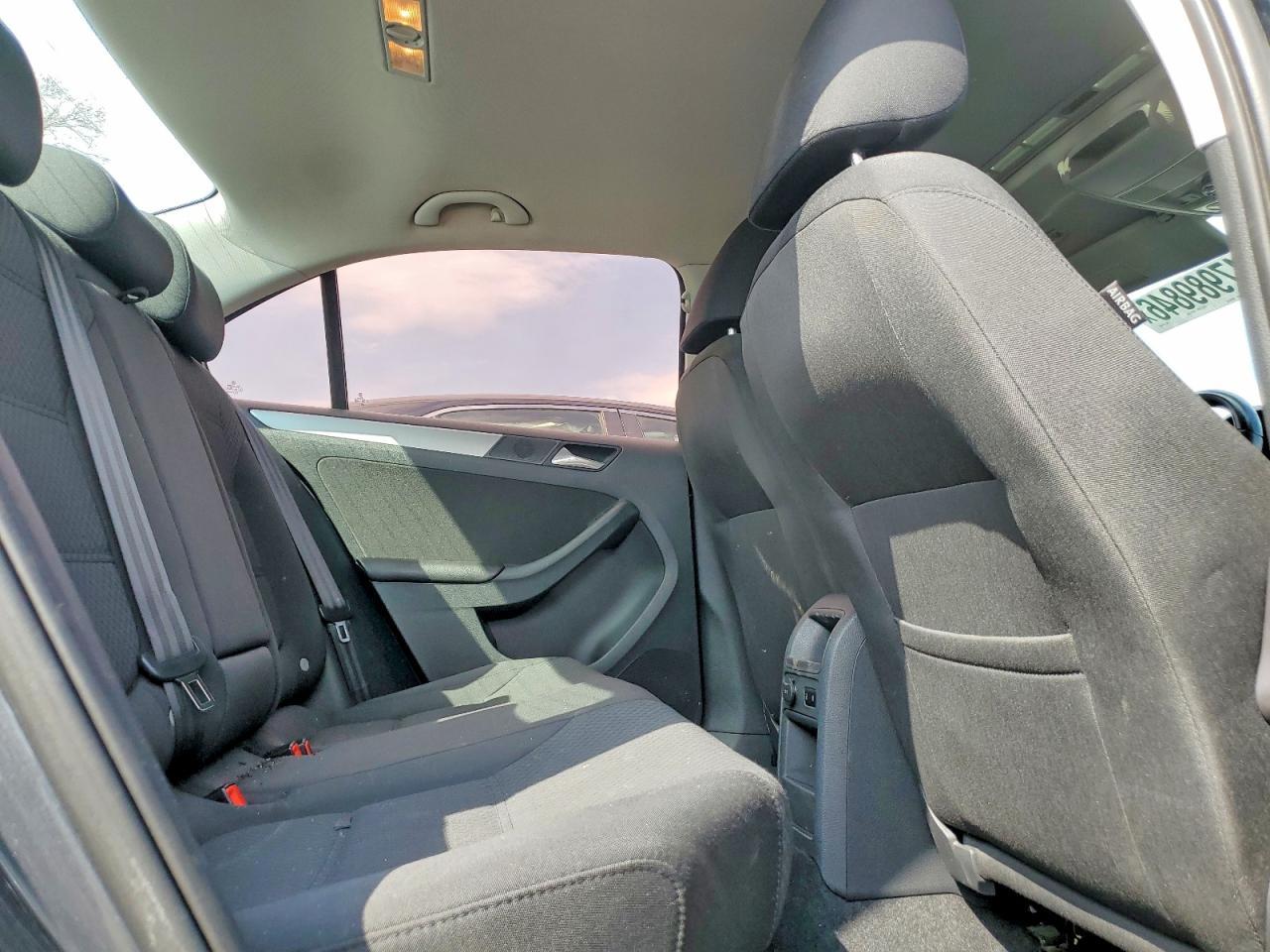 2013 VOLKSWAGEN JETTA