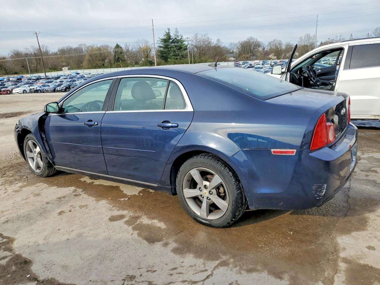 2011 CHEVROLET MALIBU