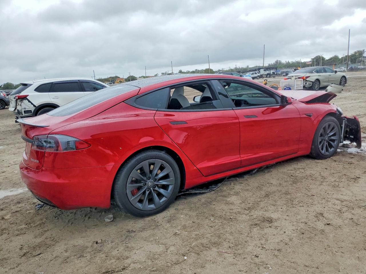 2020 TESLA MODEL S