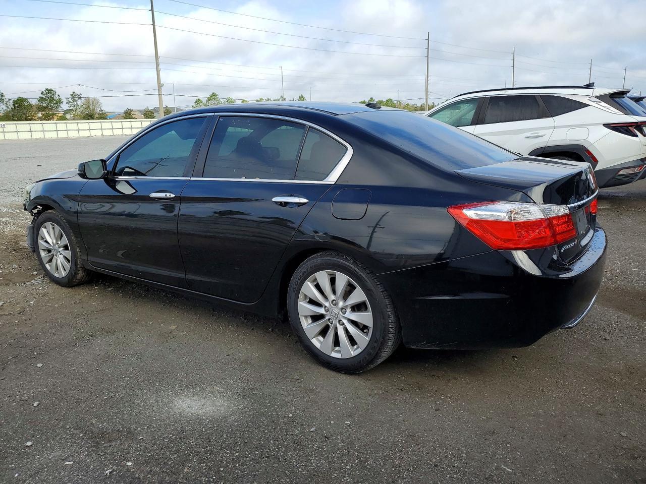 2015 HONDA ACCORD