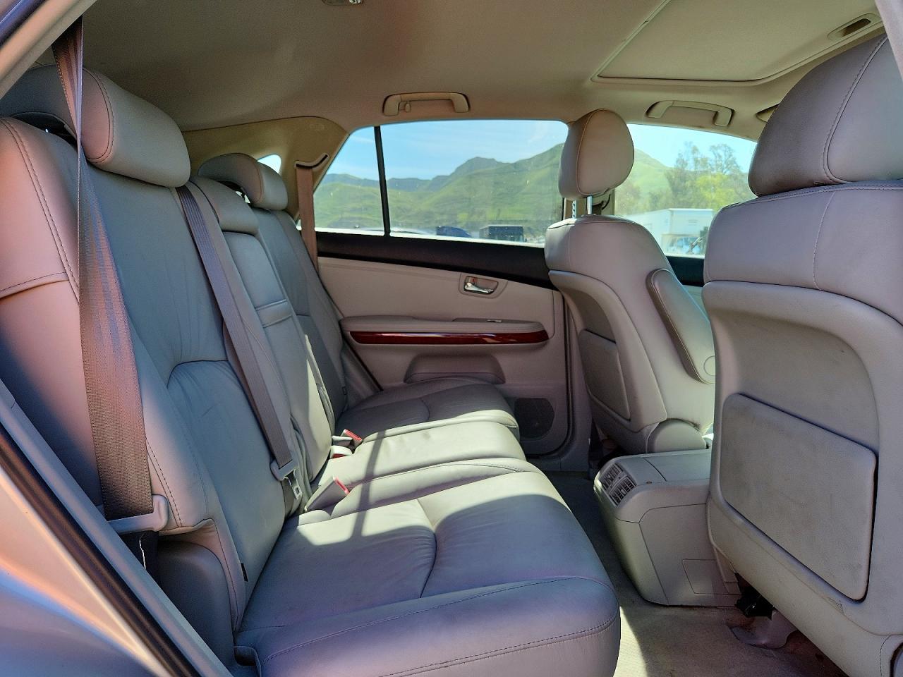 2004 LEXUS Rx 330