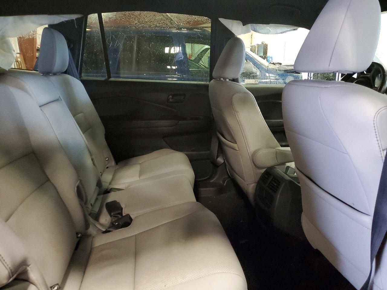2023 HONDA Passport