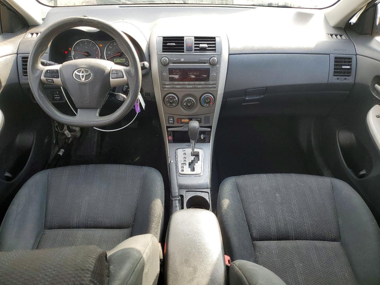 2011 TOYOTA COROLLA